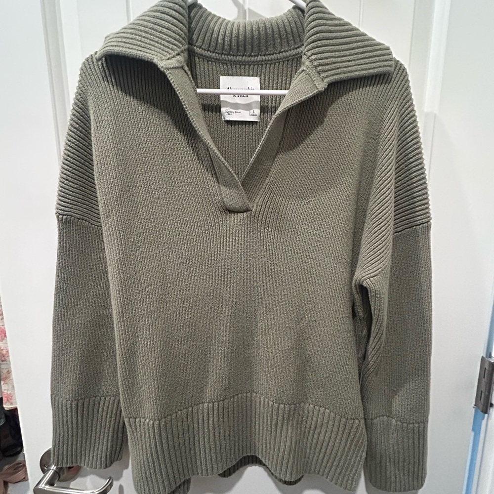 Abercrombie & Fitch Sage Cowl Neck Sweater